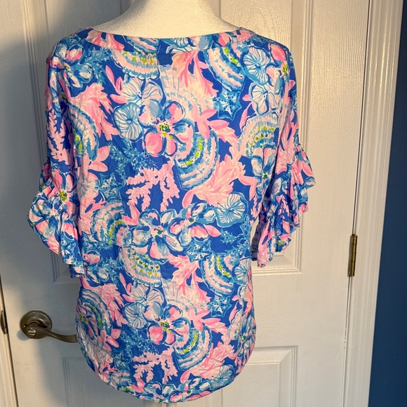 Lilly Pulitzer Blue and Pink Floral Blouse - Picture 4 of 6